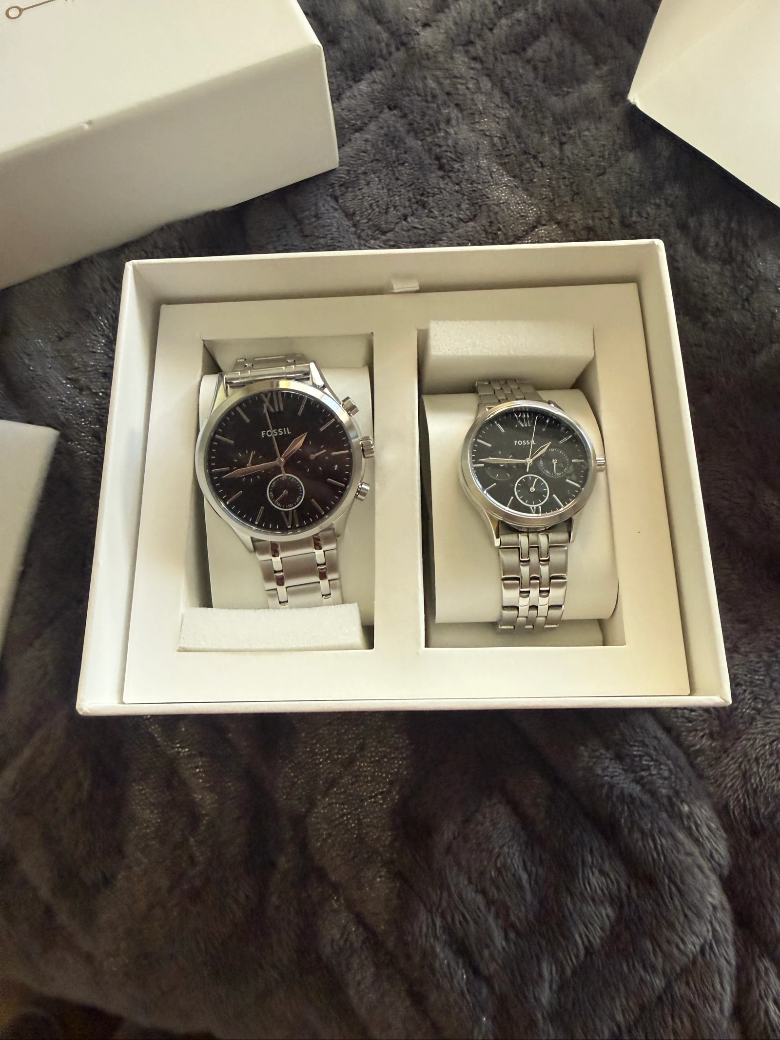 Caja doble con 2 relojes para hombre y mujer Fossil – photo 5